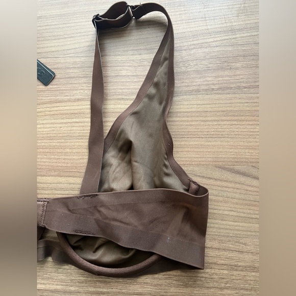 SKIMS Naked Underwire Plunge Bra Size 38C Smokey Quartz BR-UWR-0090 Balconette - Picture 9 of 10